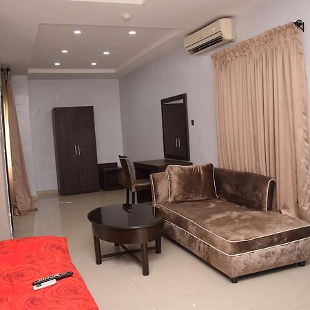 Pelican Hotel לקי מראה חיצוני תמונה