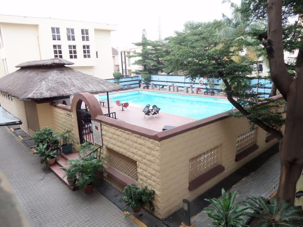 Pelican Hotel לקי מראה חיצוני תמונה