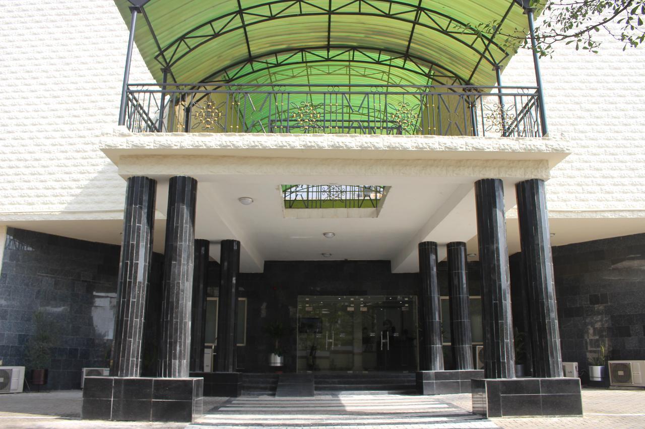 Pelican Hotel לקי מראה חיצוני תמונה