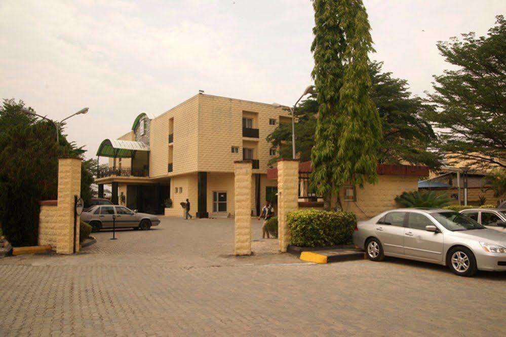Pelican Hotel לקי מראה חיצוני תמונה