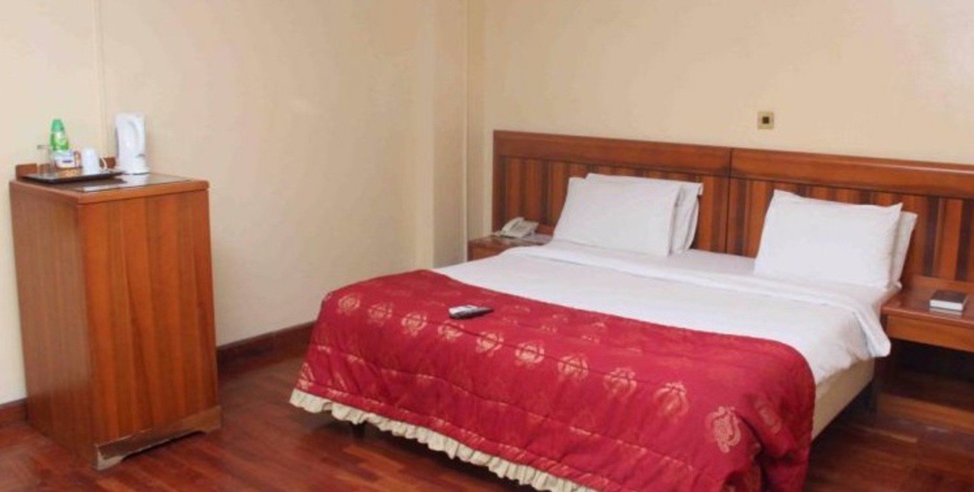 Pelican Hotel לקי מראה חיצוני תמונה